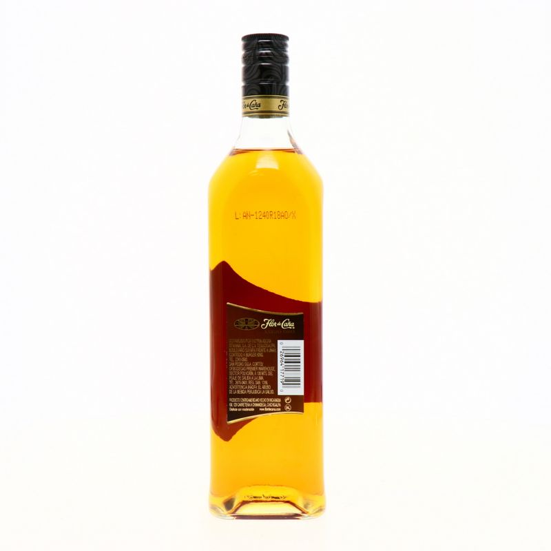 Cervezas-Licores-y-Vinos-Licores-Ron_026964177190_5.jpg