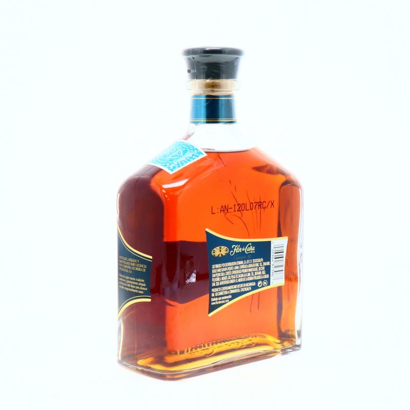 Cervezas-Licores-y-Vinos-Licores-Ron_026964823967_4.jpg