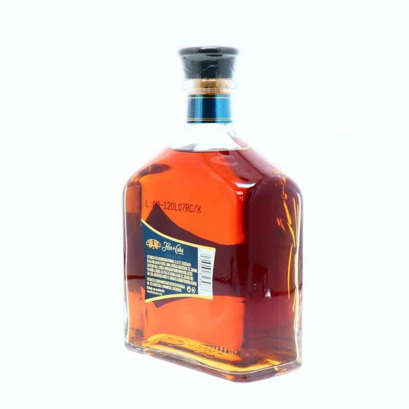 Cervezas-Licores-y-Vinos-Licores-Ron_026964823967_6.jpg